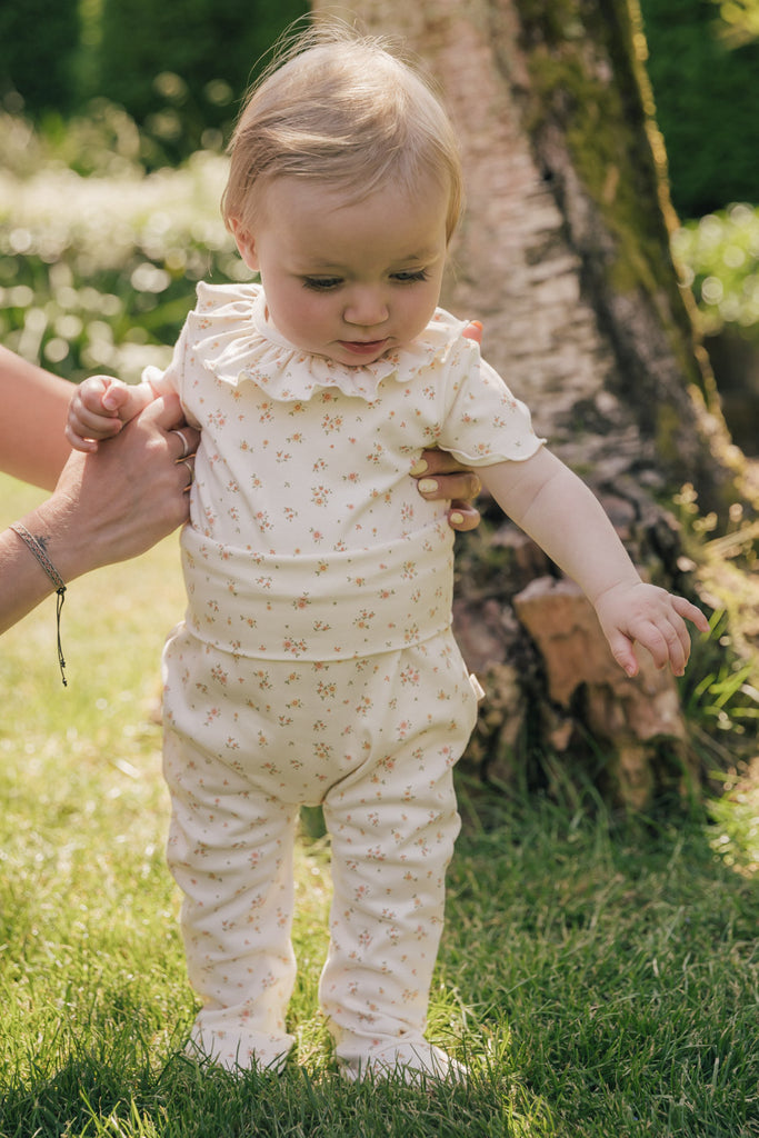 UAUA Canada - Ruffled Onesie Short Sleeve - Florenza - ella+elliot