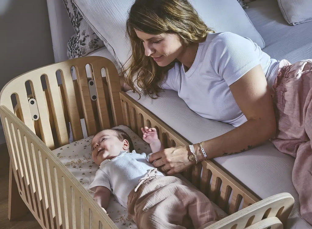 Charlie Crane Canada - Kodo Bedside Crib - ella+elliot