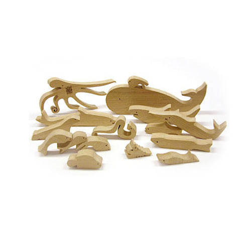 Enzo Mari 16 Pesci Wooden Puzzle